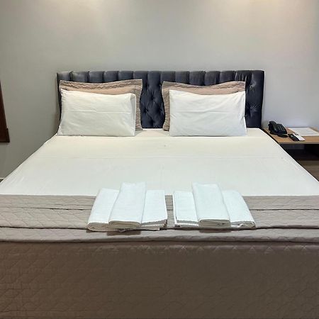 סינופ Italian Palace Hotel מראה חיצוני תמונה