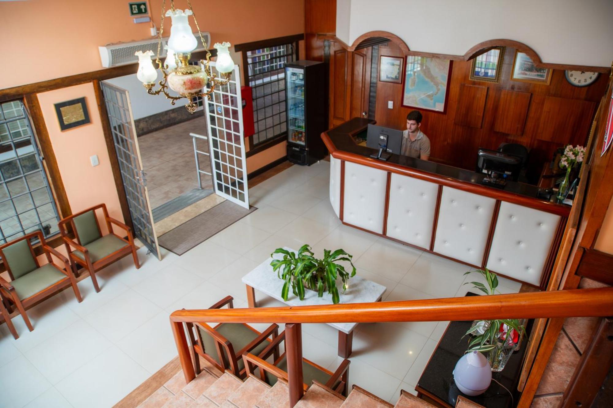 סינופ Italian Palace Hotel מראה חיצוני תמונה