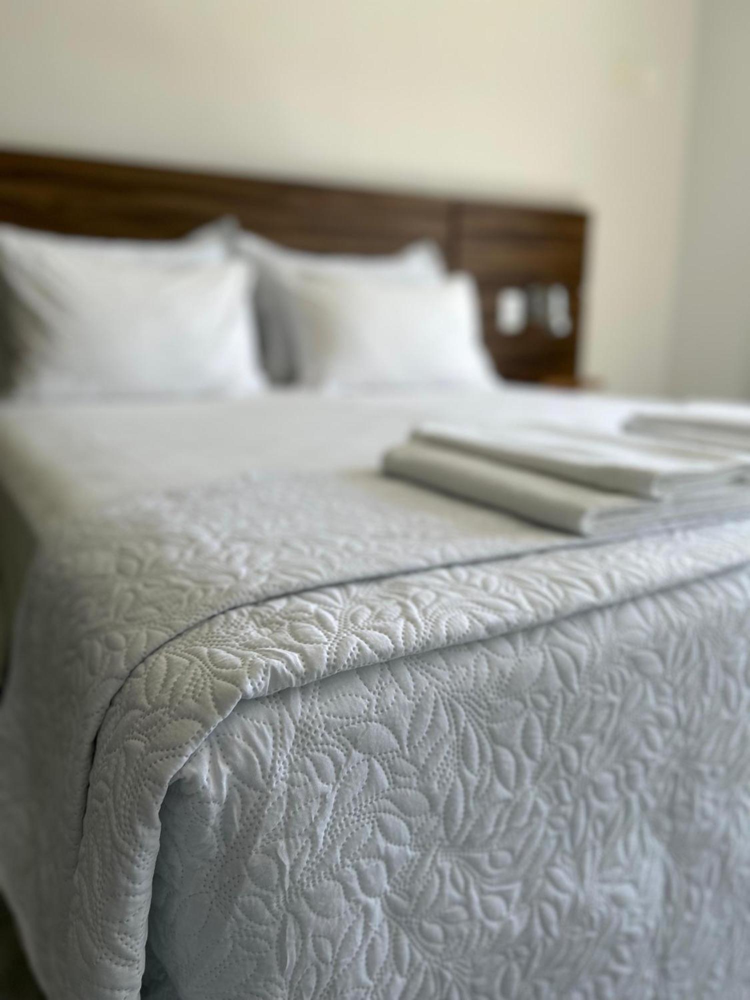 סינופ Italian Palace Hotel מראה חיצוני תמונה