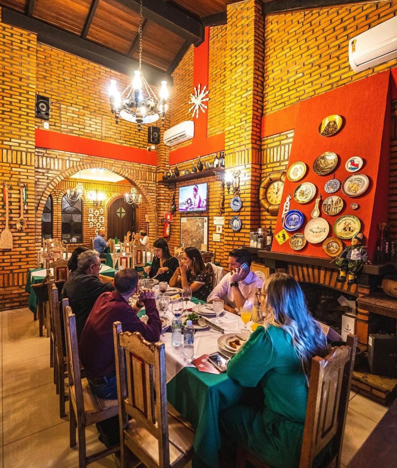 סינופ Italian Palace Hotel מראה חיצוני תמונה